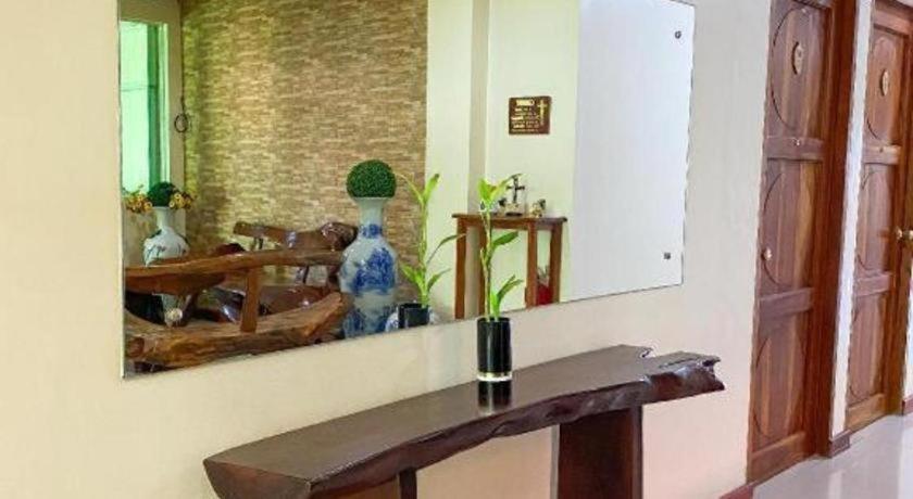 Jm Backpackers Hometel Guimaras Bagian luar foto